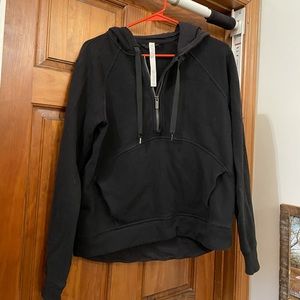 Lululemon 1/2 zip scuba hoddie